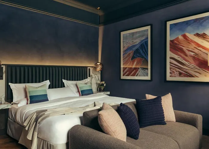 Lyla Rooms
